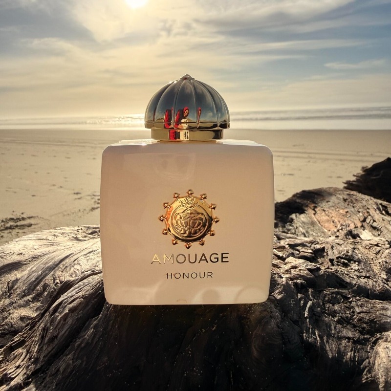 AMOUAGE Luxury Women Perfume 1 - Home Fragrance Vanilla Musk review and price